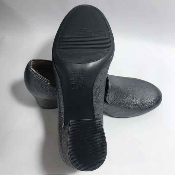 Naturalizer Dany Pewter Metallic Leather Round Toe Pumps Size 5 1/2M NIB - Picture 10 of 15